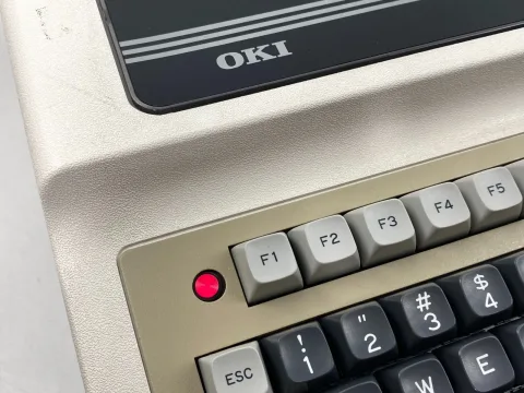 أوكي IF 800 الموديل 20 كمبيوتر شخصي 1980