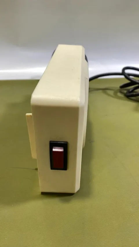مروحة تبريد خارجية لجهاز Apple IIe / II Plus الشخصي