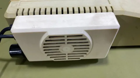 مروحة تبريد خارجية لجهاز Apple IIe / II Plus الشخصي