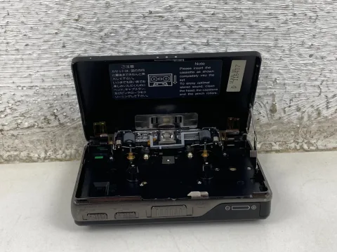 Sony WM-600 Walkman Cassette Player