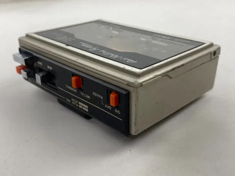 Shebro SB-33 Walkman Cassette Player Recorder