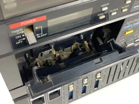Sharp HK-9000Z Mega Boombox Ghettoblaster Jumbo