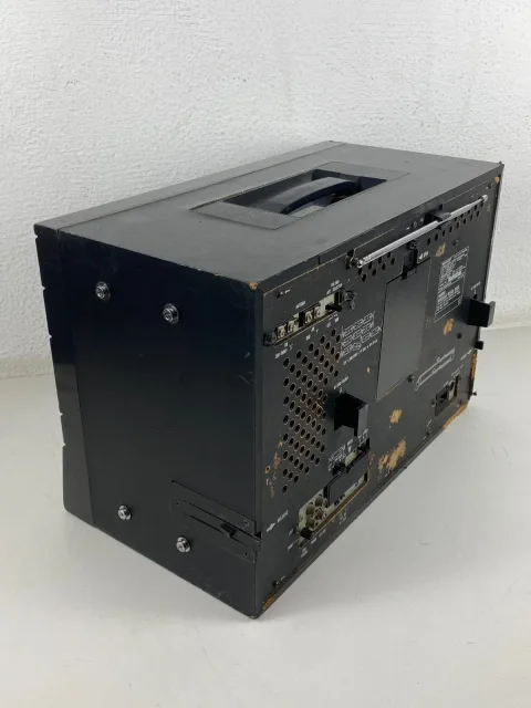 Sharp HK-9000Z Mega Boombox Ghettoblaster Jumbo