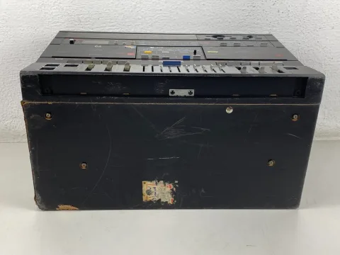 Sharp HK-9000Z Mega Boombox Ghettoblaster Jumbo