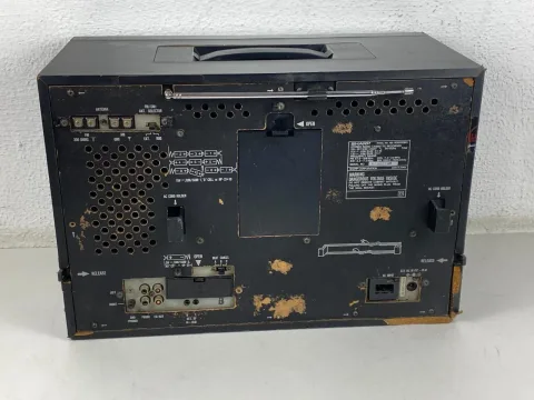 Sharp HK-9000Z Mega Boombox Ghettoblaster Jumbo
