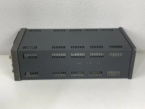 مونيتور شكل موجة/متجه Tektronix 1751