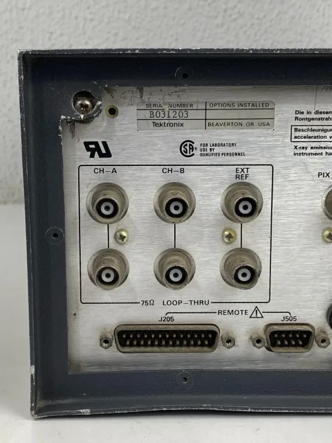 مونيتور شكل موجة/متجه Tektronix 1751