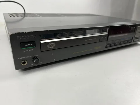 Sony CDP-302 ES Linear Converter system CD player 1984