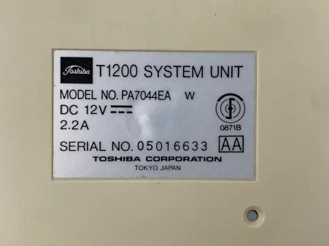 Toshiba T1200 System Unit Model PA7044 Laptop Portable Personal Computer