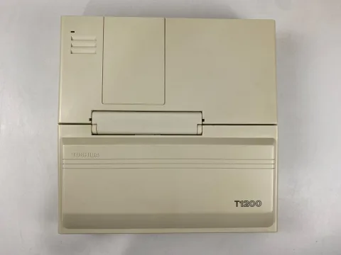 Toshiba T1200 System Unit Model PA7044 Laptop Portable Personal Computer