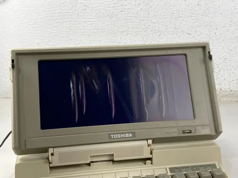 Toshiba T1200 System Unit Model PA7044 Laptop Portable Personal Computer