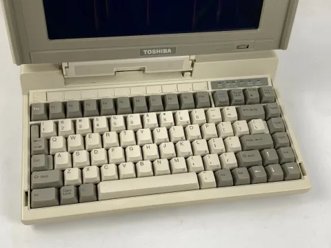 Toshiba T1200 System Unit Model PA7044 Laptop Portable Personal Computer