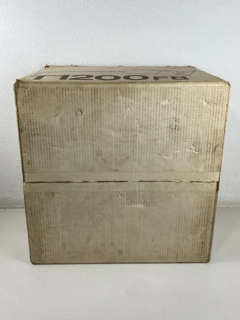 Toshiba T1200 System Unit Model PA7044 Laptop Portable Personal Computer