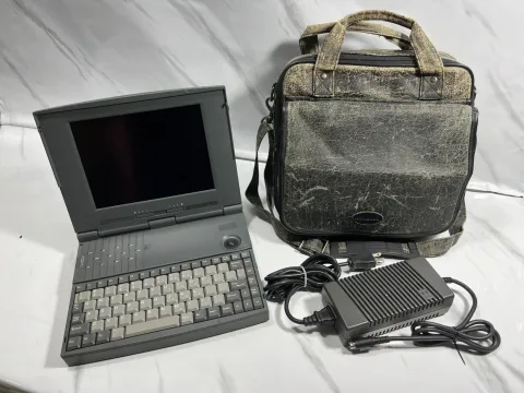 Sager Note Book Laptop Computer 243/1991 with Case