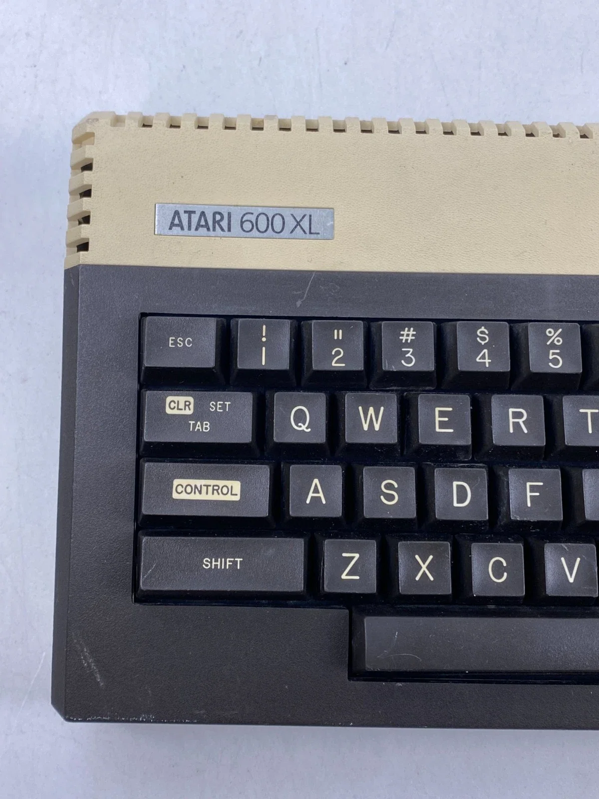 ATARI 600XL Computer