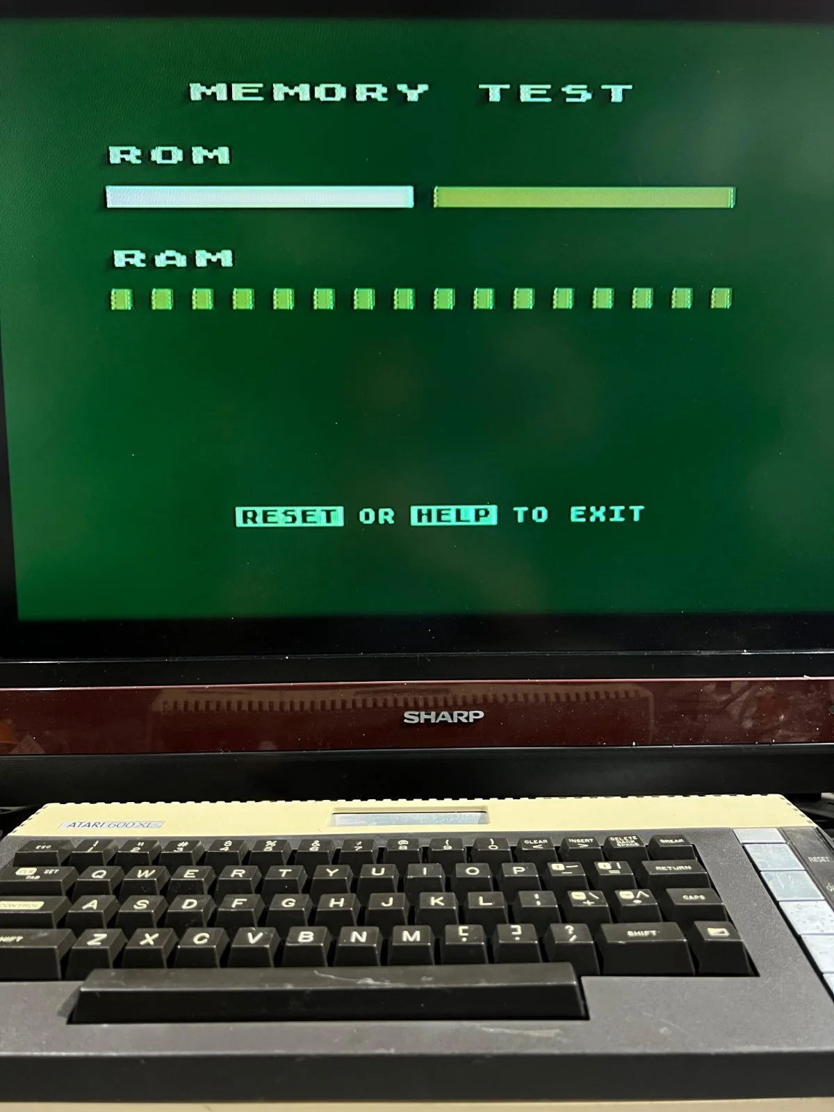 ATARI 600XL Computer