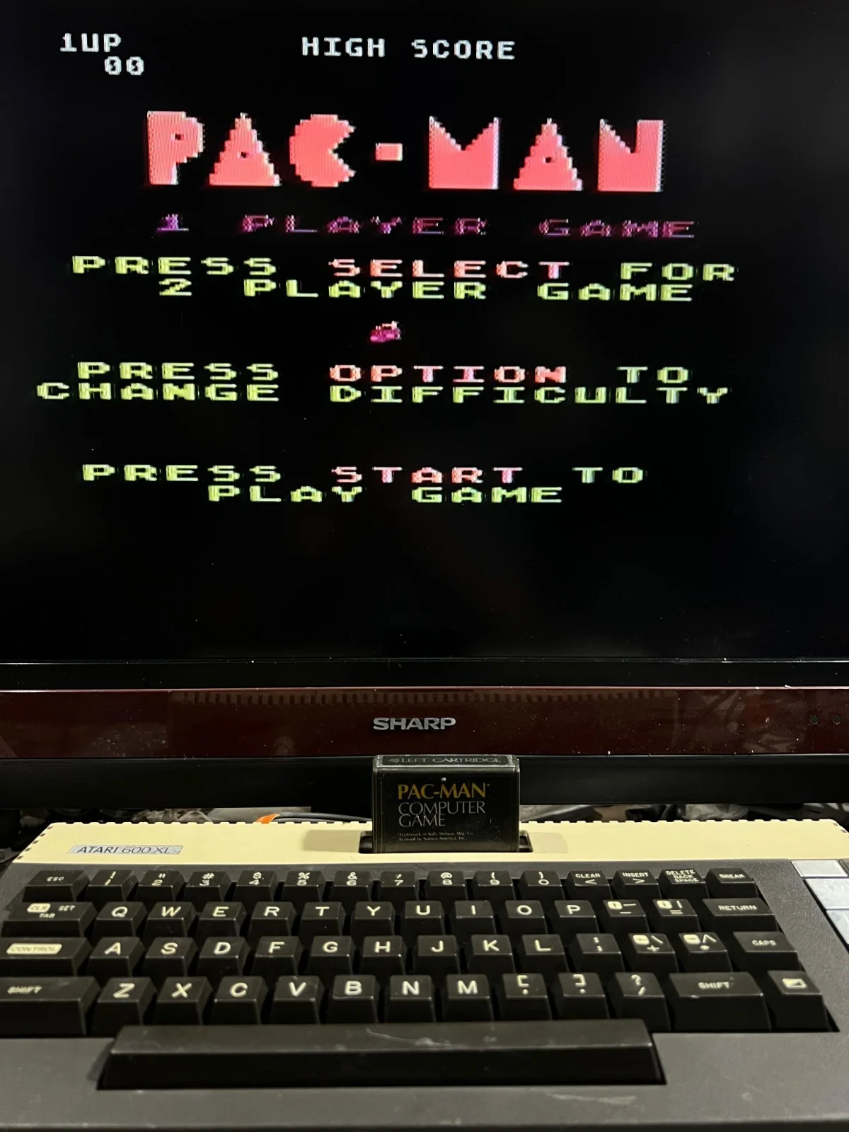 ATARI 600XL Computer