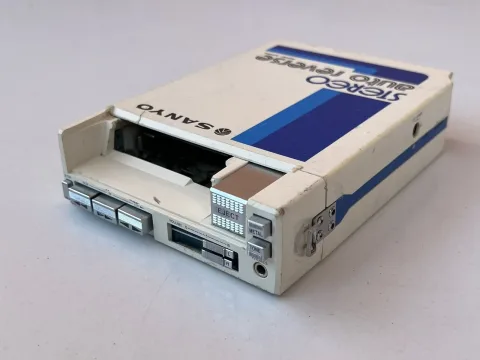 Sanyo M6060 Portable Walkman Cassette Tape Player 1981