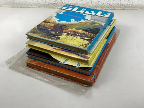 مجموعة 4 من مجلات تان تان العربية الأصلية (1970s)