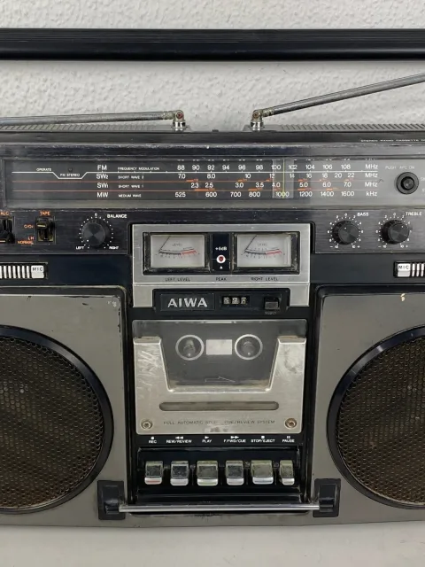 Old School Aiwa 950 Boombox Radio Cassette TPR-950A Ghettoblaster