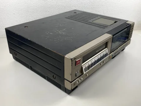 جهاز تسجيل وفيديو بيتاماكس توشيبا V-9680
