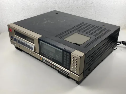 جهاز تسجيل وفيديو بيتاماكس توشيبا V-9680