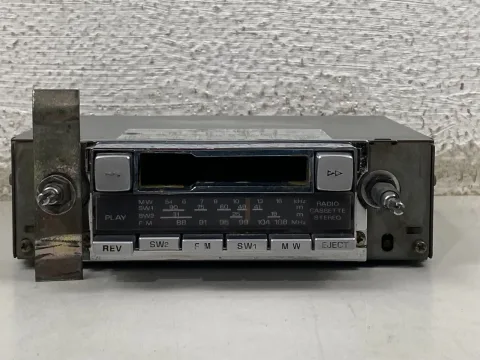 Sanyo FT-6072 Stereo Car Radio Cassette