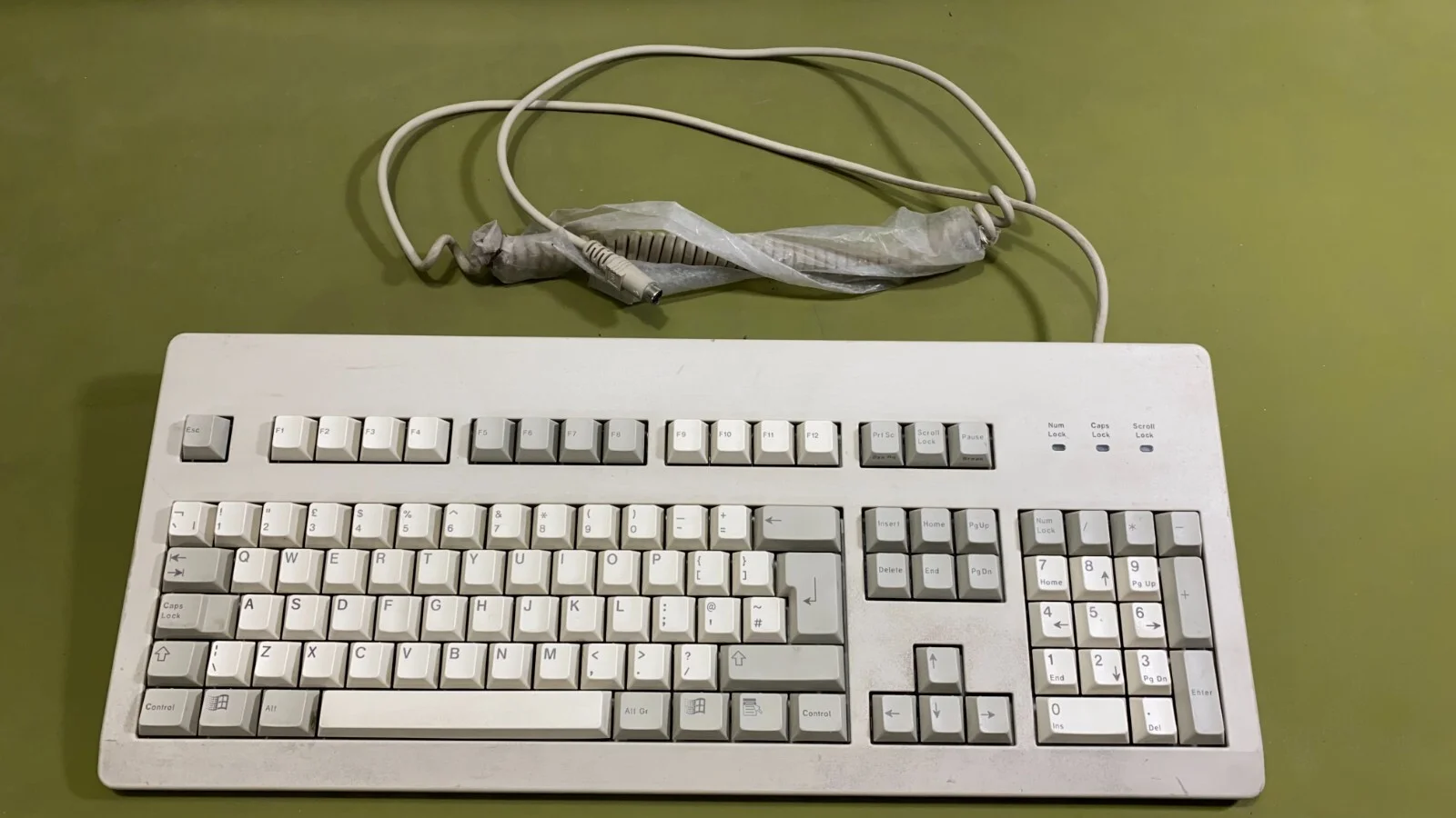 Cherry MY 3000 R/M G81 mechanical ps/2 keyboard