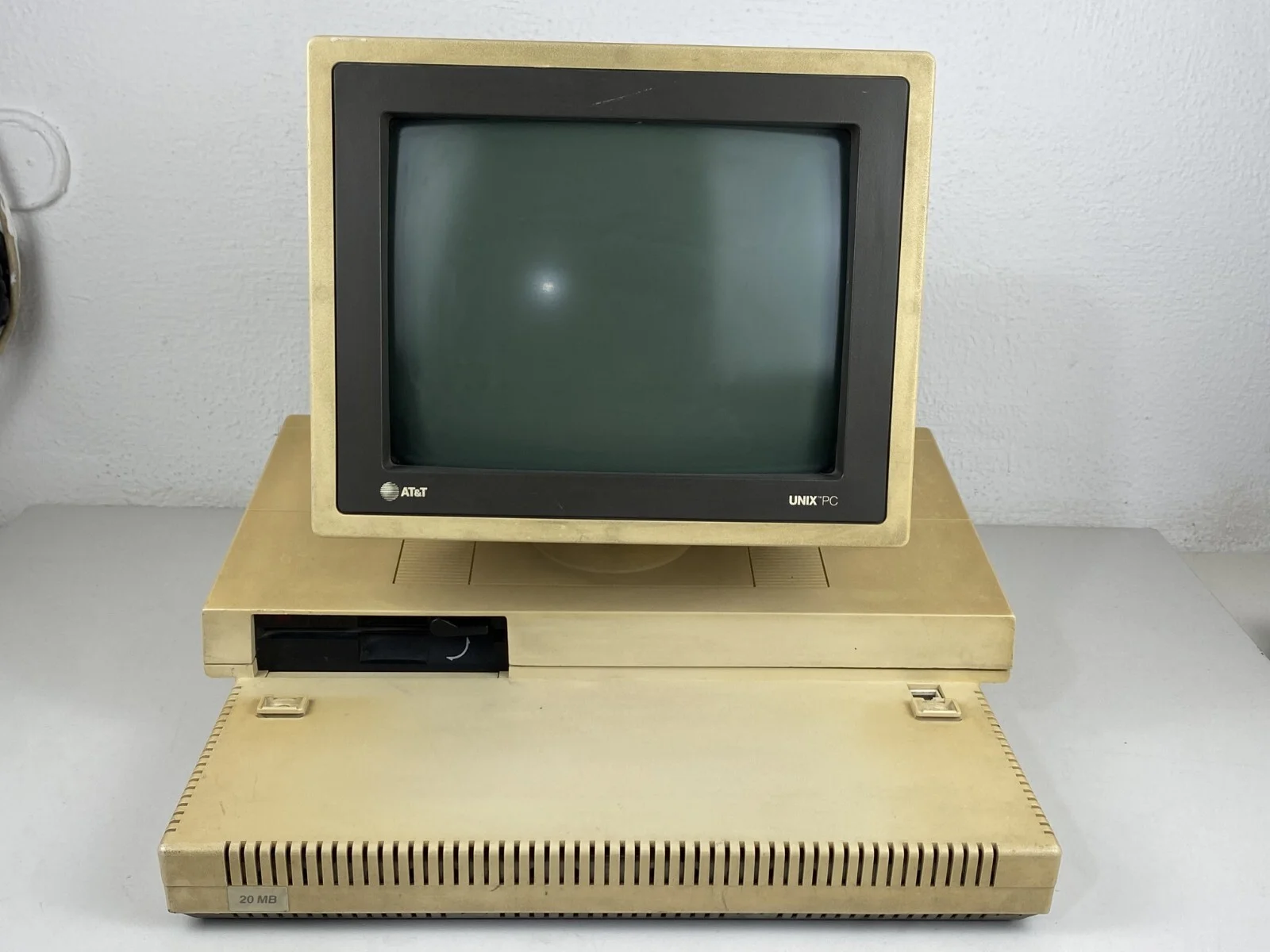 Computer AT&amp T Unix PC-7300