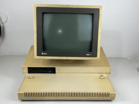 Computer AT&amp T Unix PC-7300