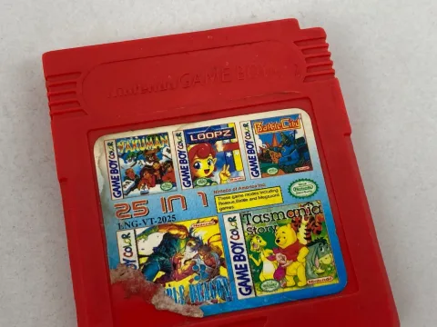 Nintendo Game Boy Super 25 in 1 Multicart Cartridge RED