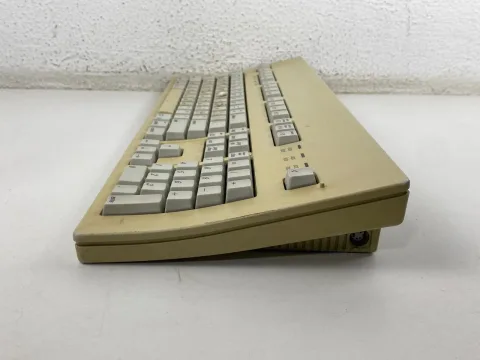Apple Macintosh II Extended Family Keyboard M0115 Alps Orange