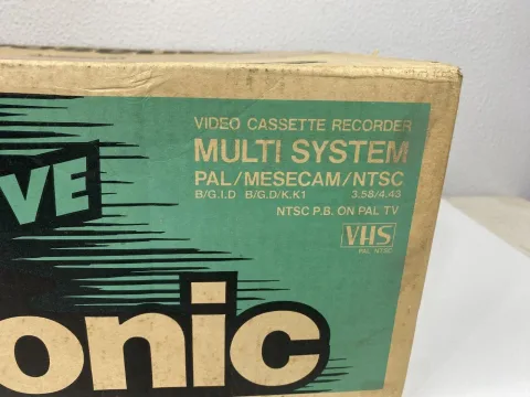 Panasonic NV-SD225 Multisystem VHS Video Recorder VCR
