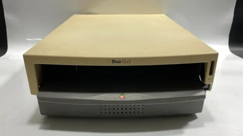 Apple Macintosh PowerBook DuoDock Desktop Duo Dock M7779