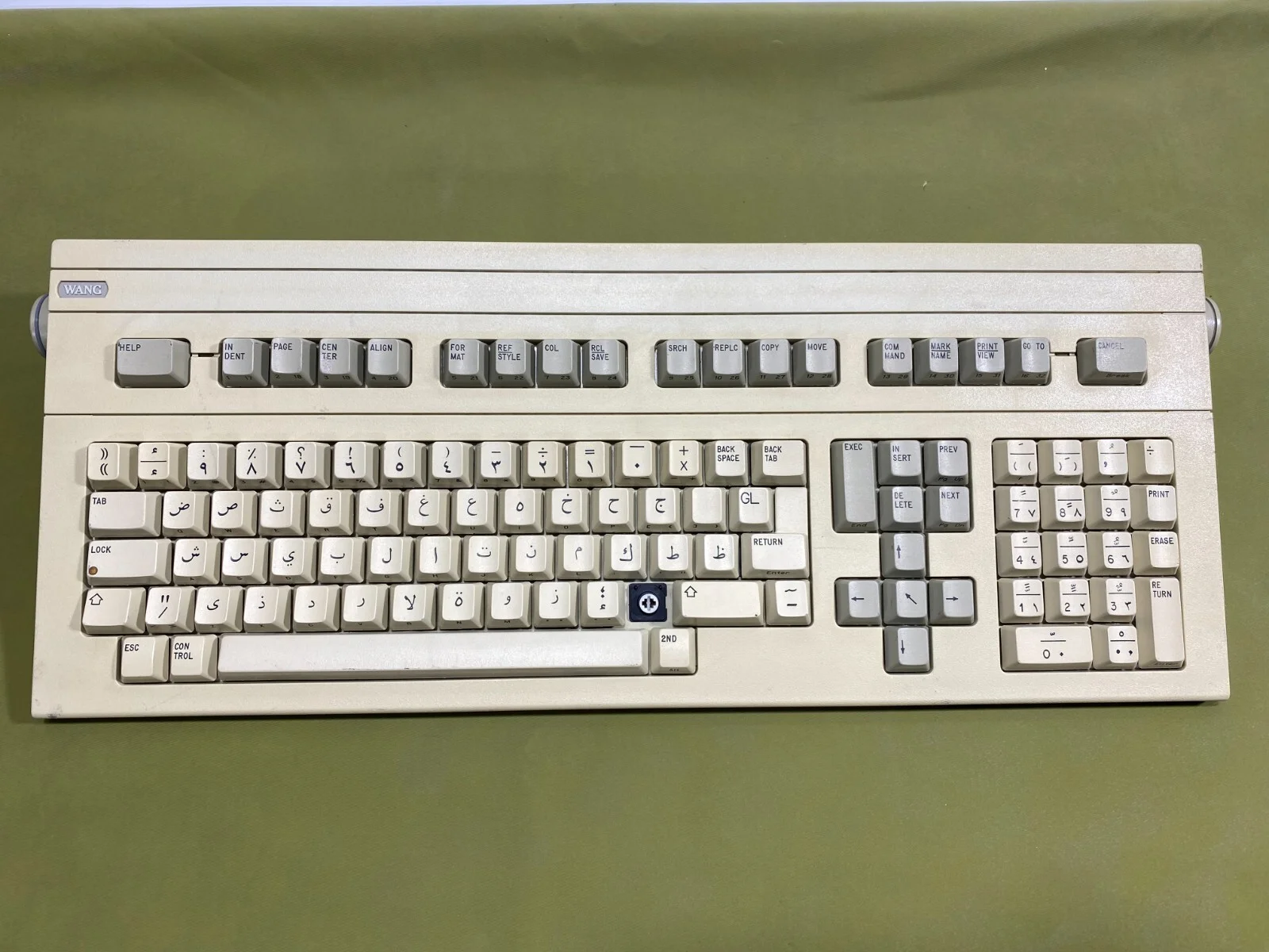 Wang Mode 724 / 725-3771-ME IBM AT Arabic &amp English Keyboard