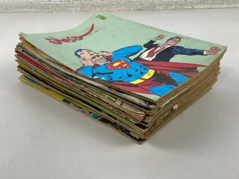 1990 Lot 29 Superman Arabic First Edition Lebanon Magazine