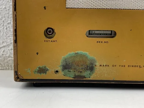 Singer 9 Nine Transistor 910 Radio
