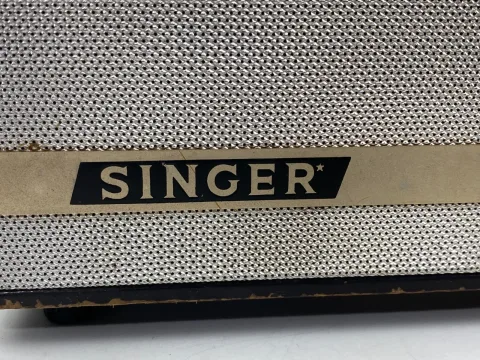 Singer 9 Nine Transistor 910 Radio