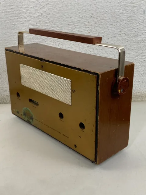 Singer 9 Nine Transistor 910 Radio