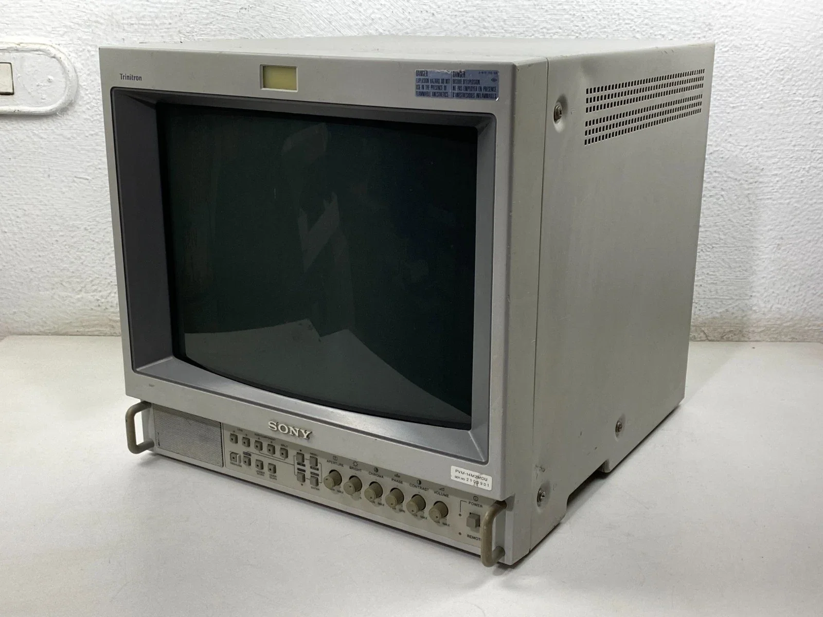 Sony PVM-14M2MDU Professional Monitor 13-inch