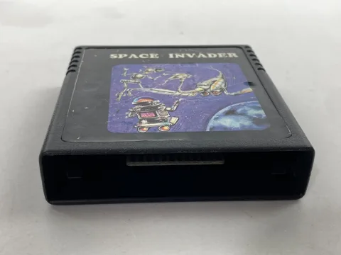 خرطوشة لعبة Space Invaders المتوافقة مع جهاز Atari 2600 من Zellers تايوان
