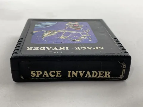 خرطوشة لعبة Space Invaders المتوافقة مع جهاز Atari 2600 من Zellers تايوان