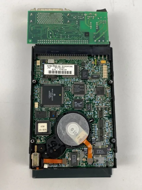 Iomega Jaz V1000S 1 GB External Hard Drive