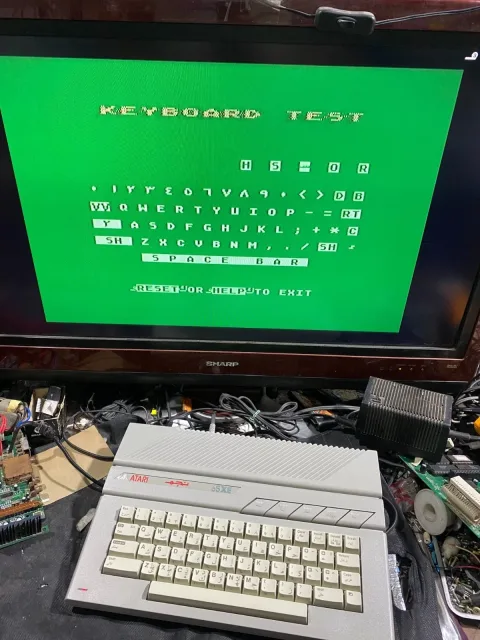 Atari 65XE Najm Arabic Home Computer Game نجم الدوليه