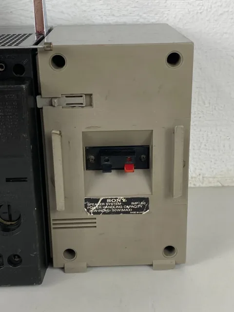 Sony CFS-9000 Stereo Boombox Ghettoblaster Stereo Cassette Recorder
