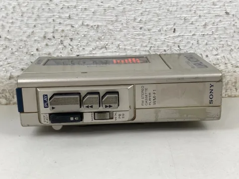 Sony WM-F1 Walkman FM Radio Stereo Cassette Player Silver