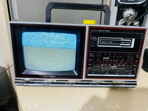 Action ACN-6030T 5” B/W TV CRT Cassette Radio Portable Television Retro