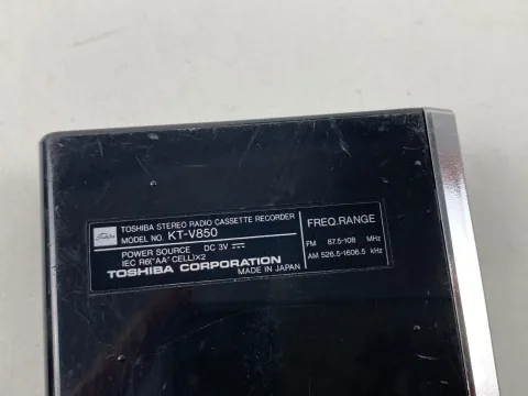 Toshiba KT-V850 Walky Walkman AM/FM Radio Cassette Recorder