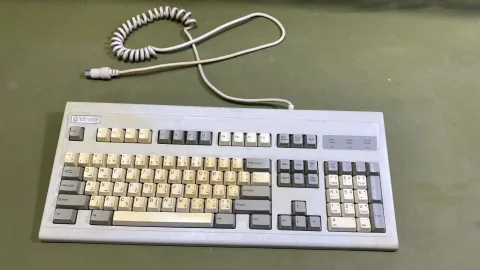 Tatung Forward FDA-102D AT/XT Alps Clicky Keyboard Arabic Key