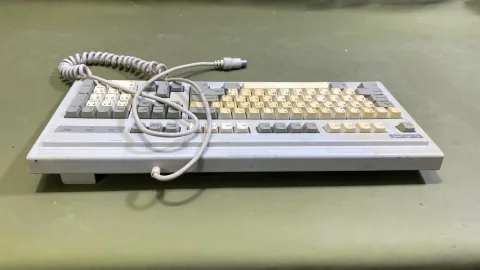 Tatung Forward FDA-102D AT/XT Alps Clicky Keyboard Arabic Key
